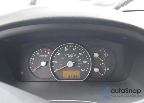 2009 Kia Rondo Lx z USA, uszkodzony, nr VIN KNAFG528197267834